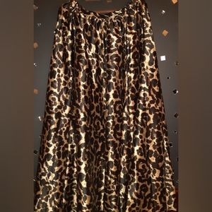 Leopard skirt